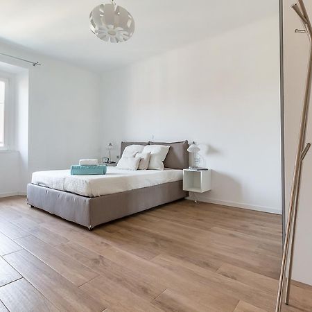 شقة Alessia'S Flat - Sarpi 3 ميلان المظهر الخارجي الصورة